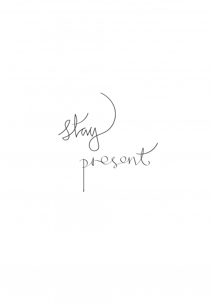 Stay Present od Pictufy Studio II