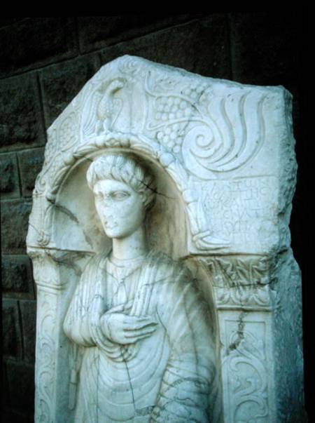 Funerary statue od Roman