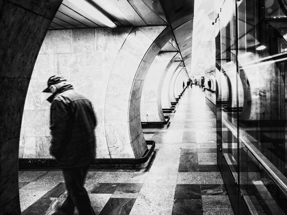 Man in the underground od Rudolf Baranovic