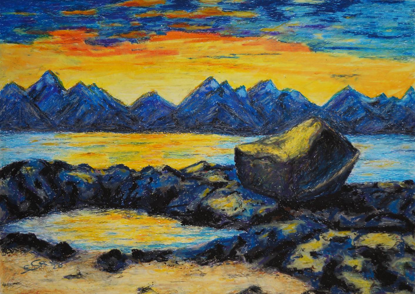 Sonnenuntergang hinter den Lofoten, Strand mit Stein in Sommersel, Hamaroy, Nord-Norwegen od Eva Seltmann-Reinig