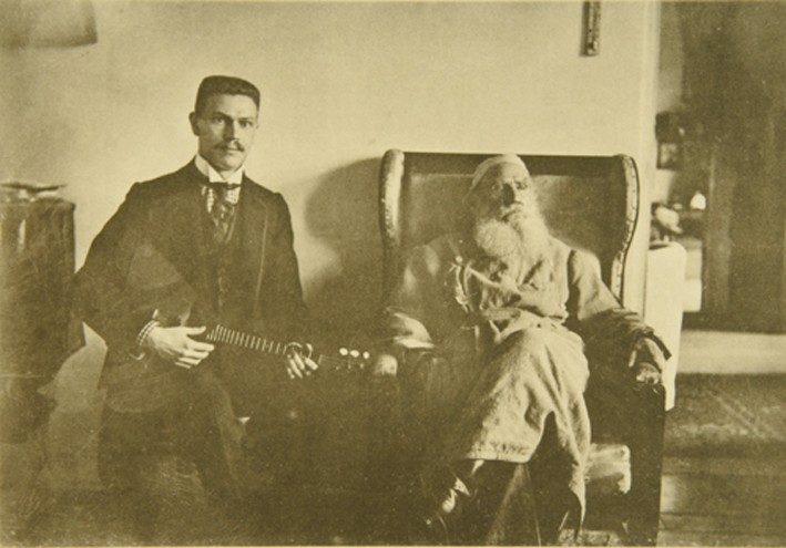 Leo Tolstoy with the Balalaika Player Boris Troyanovsky od Sophia Andreevna Tolstaya