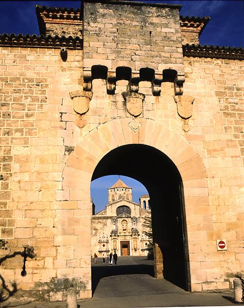 Entrance to the monastery, founded in 1151 (photo)  od Spanish School