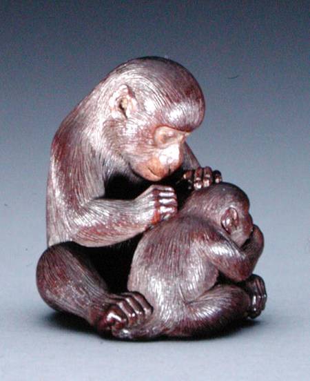 Netsuke depicting a mother monkey and her son od Suzuki Tokuku