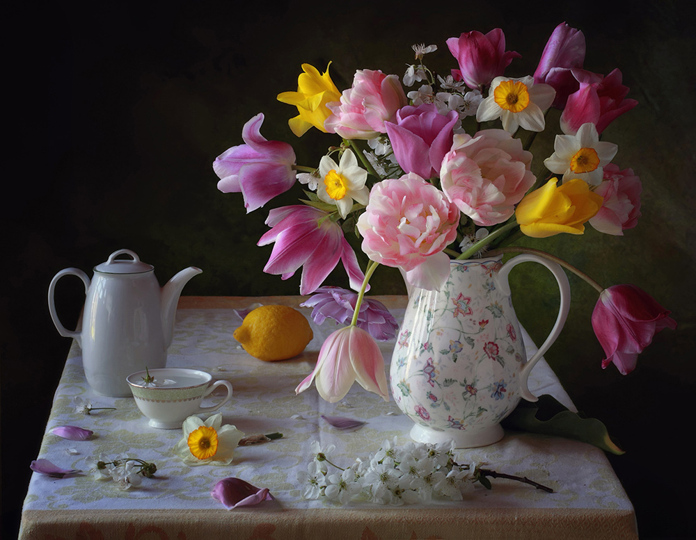 Still life with spring flowers od Tatyana Skorokhod (Татьяна