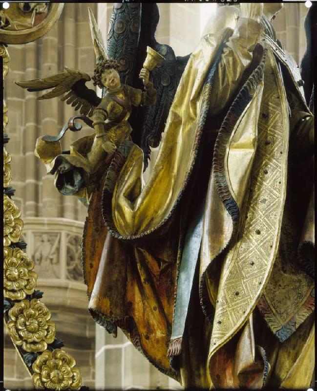 Der Englische Gruß: Engel mit Glocke und Gewanddetail des Engel Gabriel od Veit Stoß