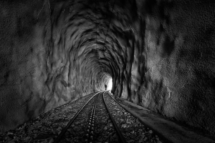 In the bowels of the mountain-BW od Vito Guarino