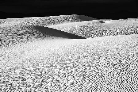 White Sands-Small hole