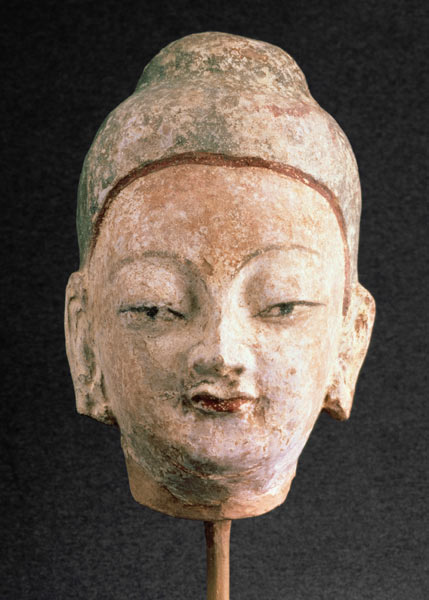 Head of a statue of Buddha, from Bezeklik od Xingjiang